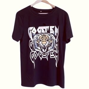 The‎ Roaring Style: Women's Torn Tiger Print Tops for the Bold & Fearless: Med